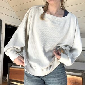 American eagle baggy sweater